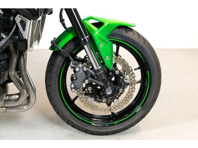 kawasaki - z900-performance