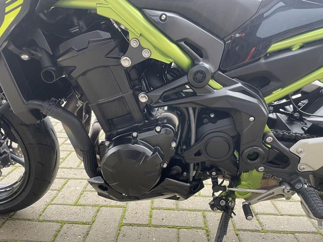 kawasaki - z900-performance