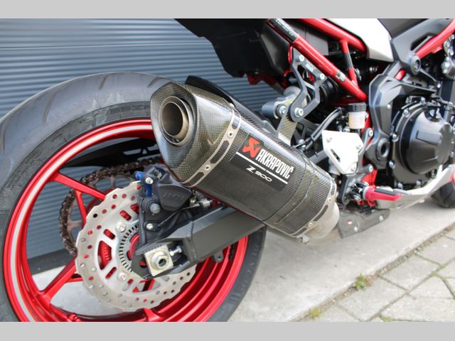 kawasaki - z900-performance