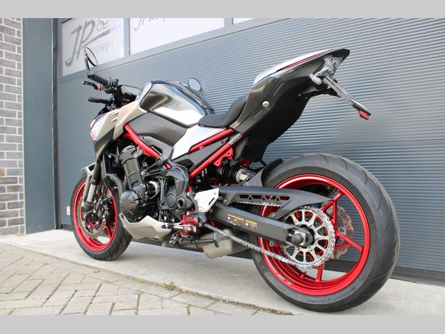 kawasaki - z900-performance