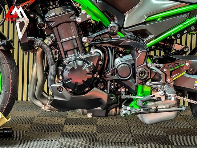kawasaki - z900-performance