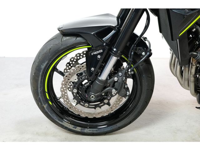 kawasaki - z900-performance