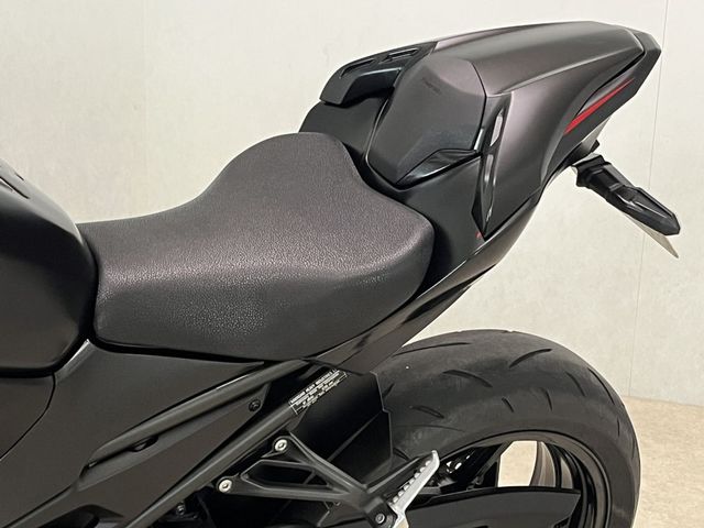 kawasaki - z900-performance