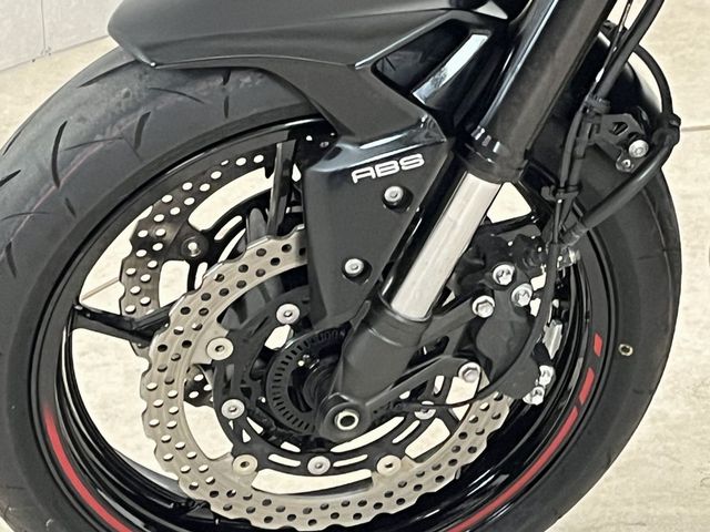 kawasaki - z900-performance
