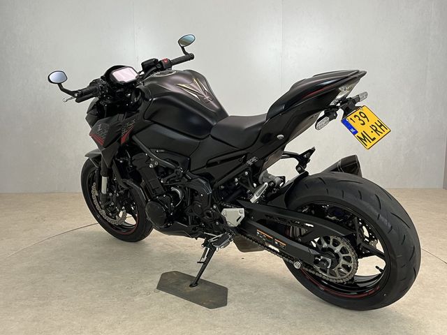 kawasaki - z900-performance
