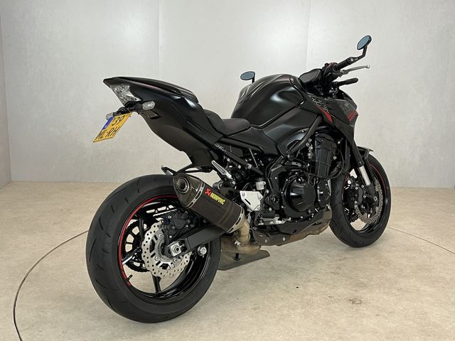 kawasaki - z900-performance