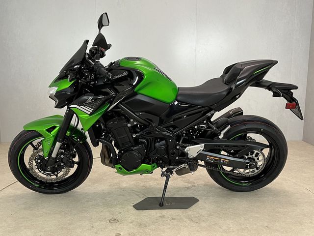 kawasaki - z900-performance