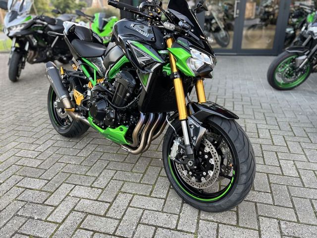 kawasaki - z900-se