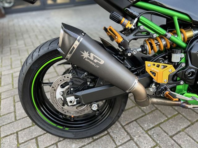 kawasaki - z900-se