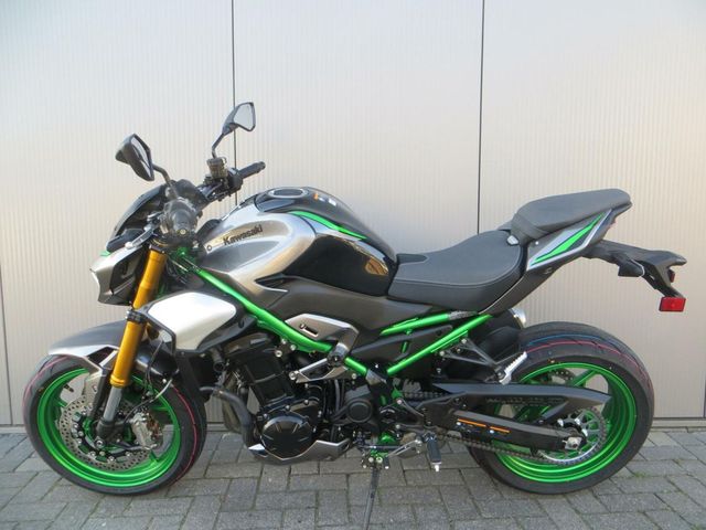 kawasaki - z900-se