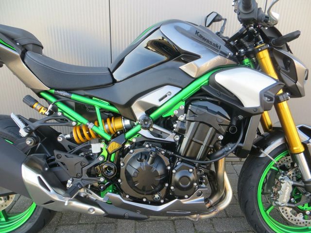 kawasaki - z900-se