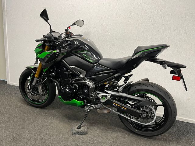 kawasaki - z900-se