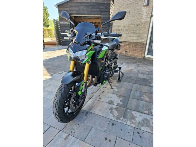 kawasaki - z900-se