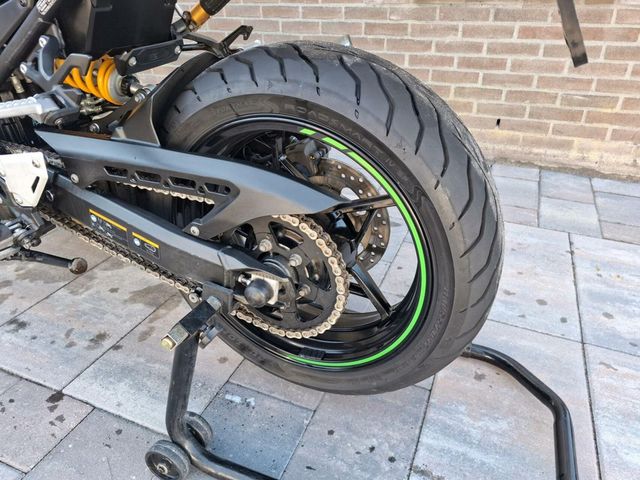 kawasaki - z900-se