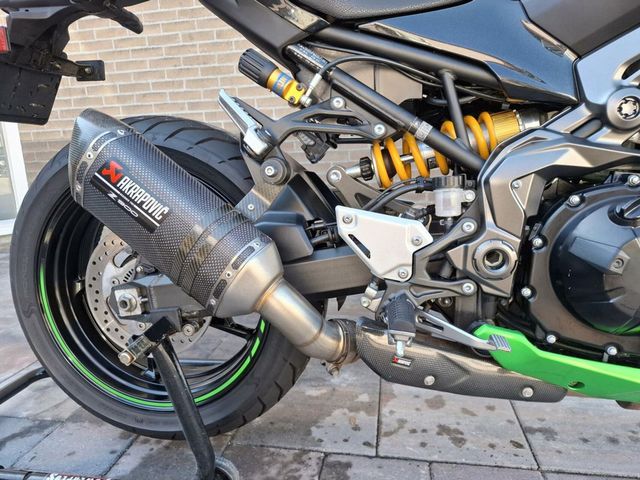 kawasaki - z900-se