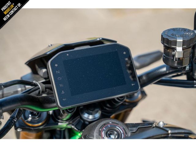 kawasaki - z900-se