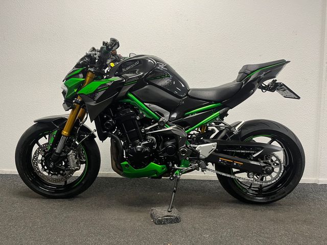 kawasaki - z900-se