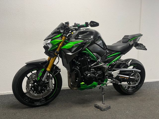 kawasaki - z900-se