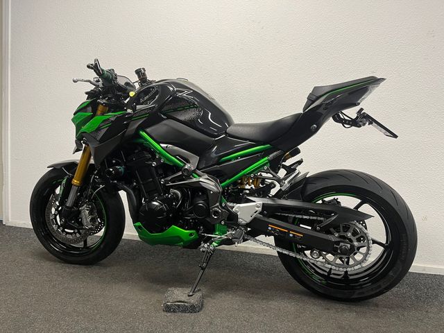 kawasaki - z900-se