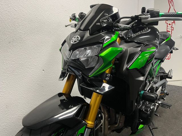 kawasaki - z900-se