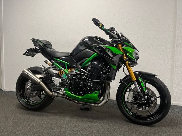 kawasaki - z900-se