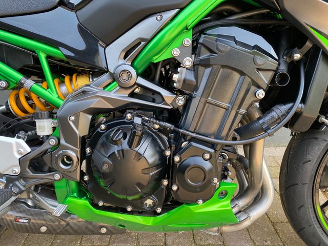 kawasaki - z900-se-performance