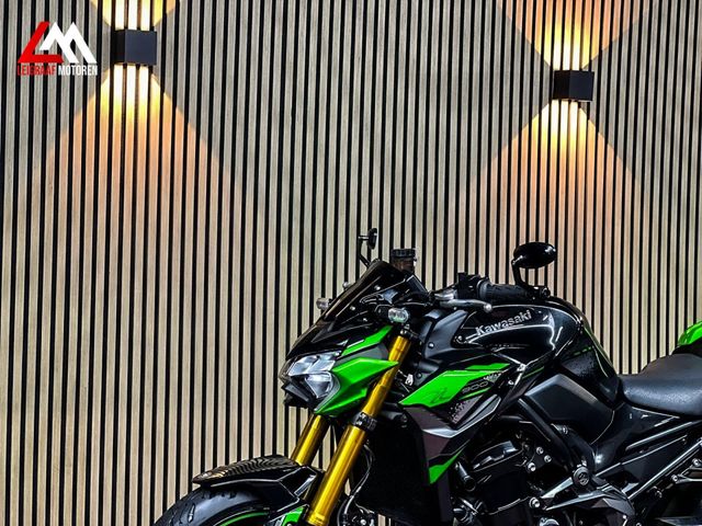 kawasaki - z900-se-performance