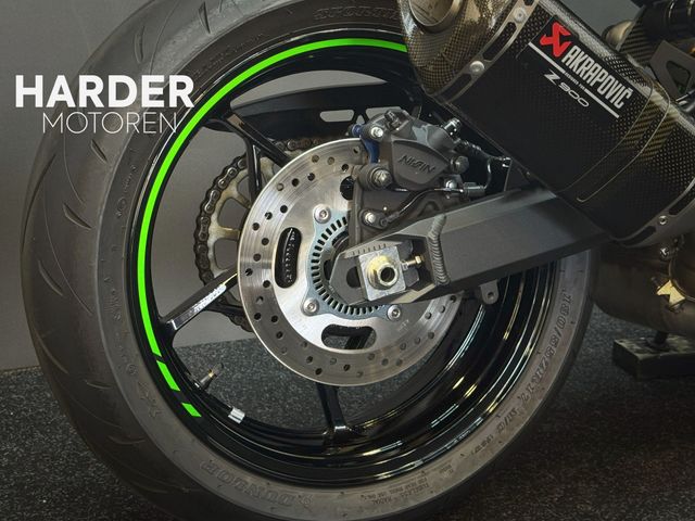 kawasaki - z900-se-performance