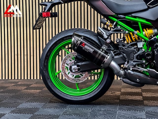 kawasaki - z900-se-performance
