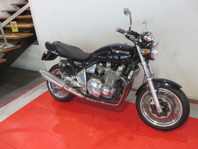 kawasaki - zephyr-1100