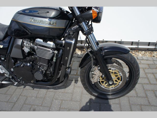 kawasaki - zrx-1100