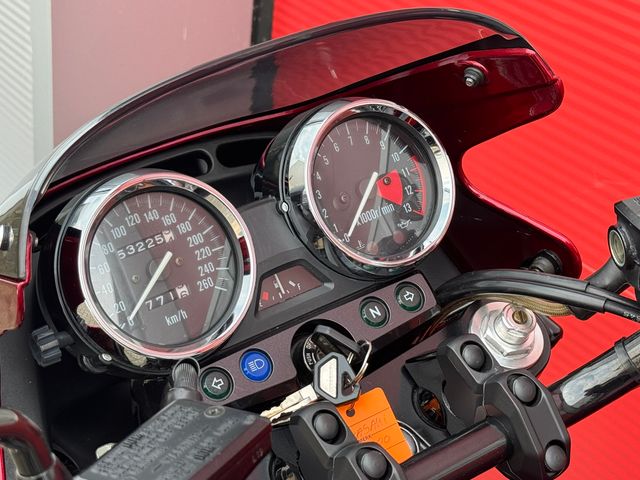 kawasaki - zrx-1100