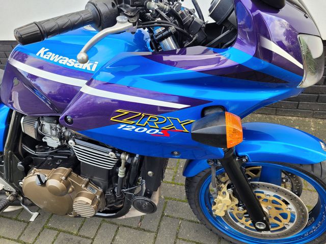 kawasaki - zrx-1200-s