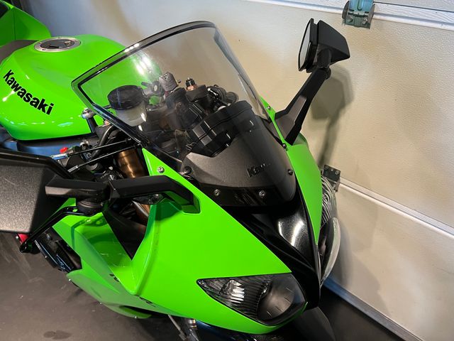 kawasaki - zx-10r-ninja