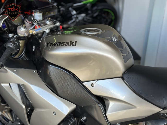 kawasaki - zx-10r-ninja