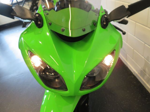 kawasaki - zx-10r-ninja