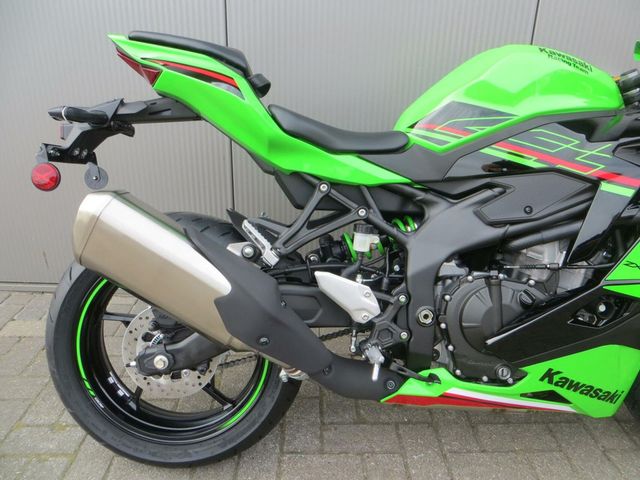 kawasaki - zx-4