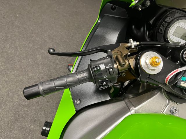 kawasaki - zx-6r