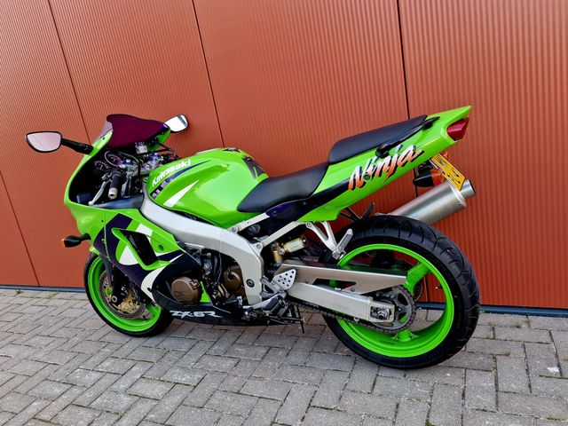kawasaki - zx-6r