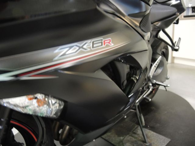 kawasaki - zx-6rr---636