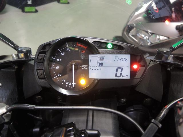 kawasaki - zx-6rr---636