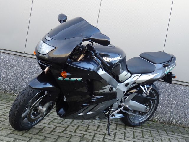 kawasaki - zx-9r-ninja