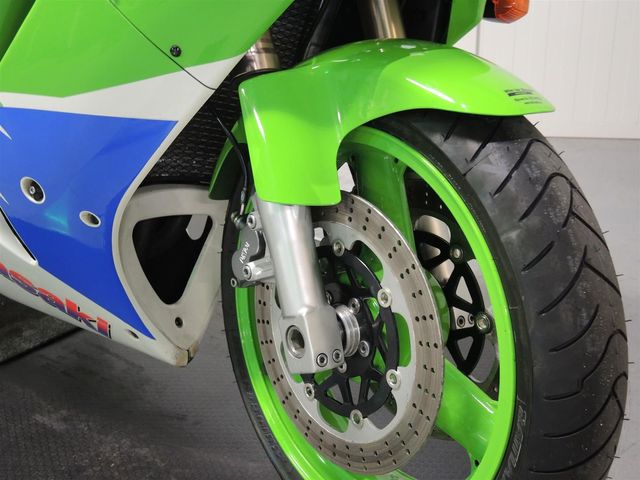 kawasaki - zxr-750