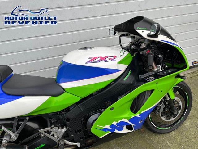 kawasaki - zxr-750