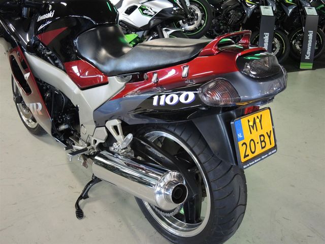 kawasaki - zzr-1100