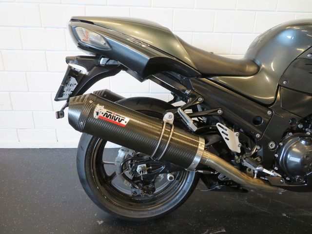 kawasaki - zzr-1400