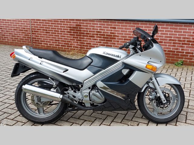 kawasaki - zzr-250