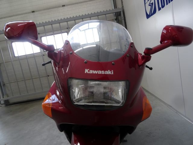 kawasaki - zzr-600