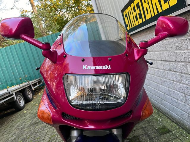 kawasaki - zzr-600