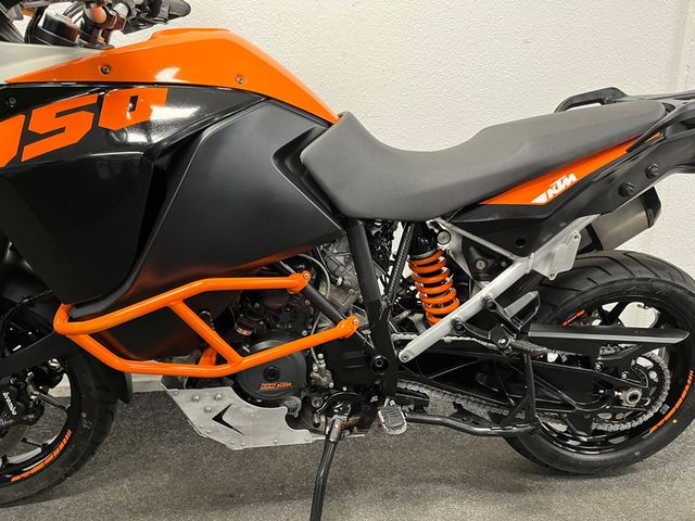 ktm - 1050-adventure
